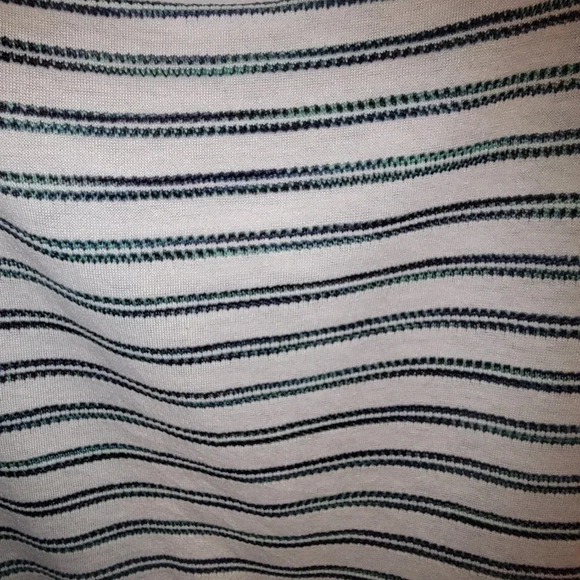 Plus size tank top - Picture 3 of 3